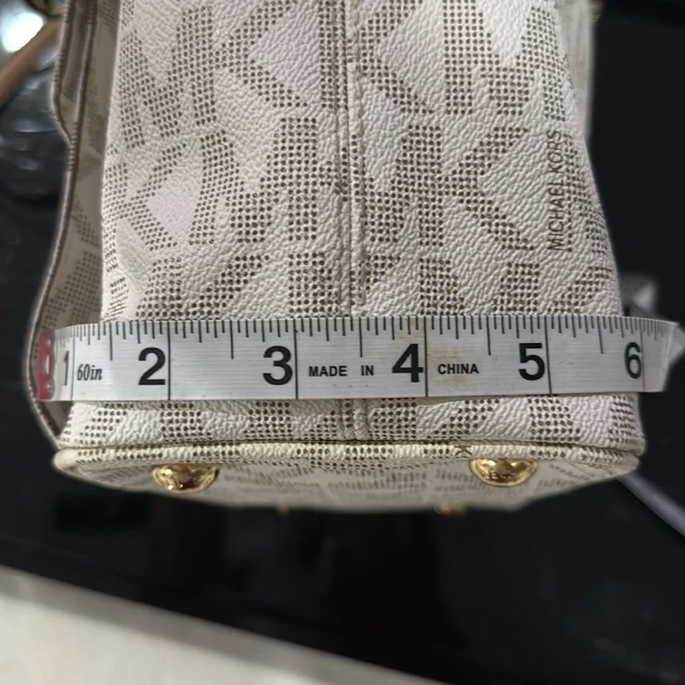Michael Kors Beige and Tan Shoulder Bag